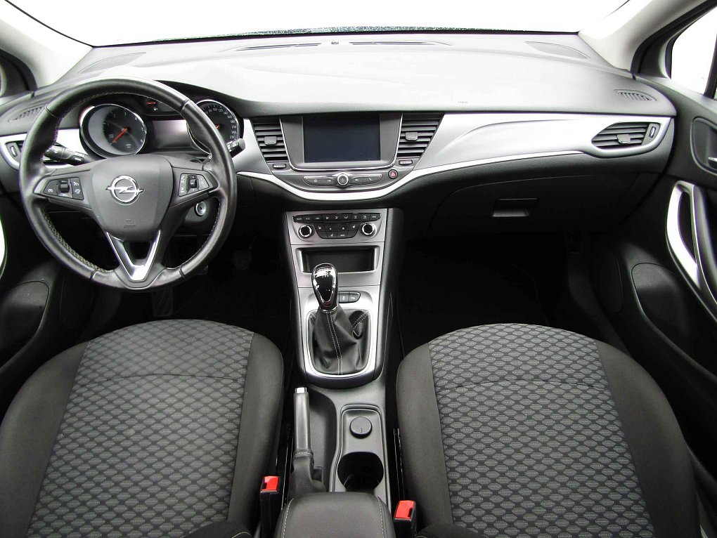 Opel Astra 1.6 CDTi 