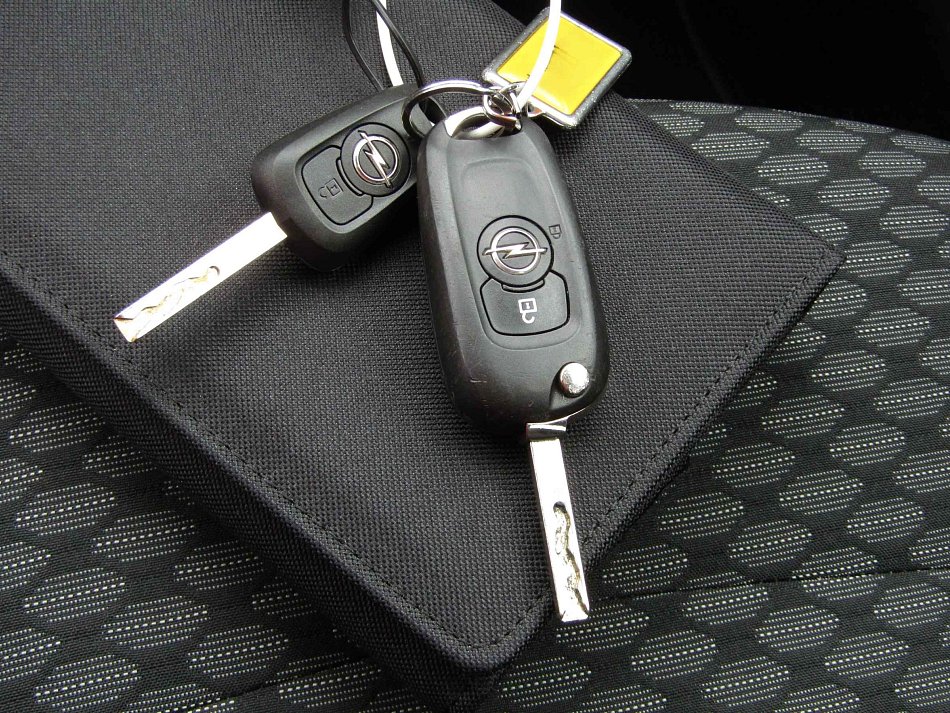 Opel Astra 1.6 CDTi 