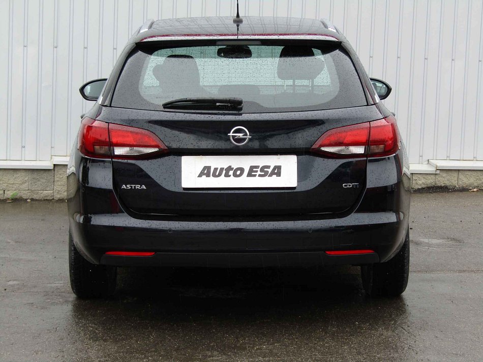 Opel Astra 1.6 CDTi 