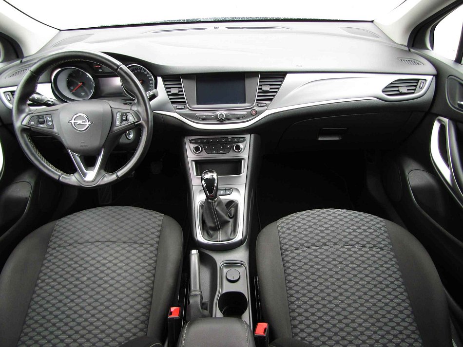 Opel Astra 1.6 CDTi 