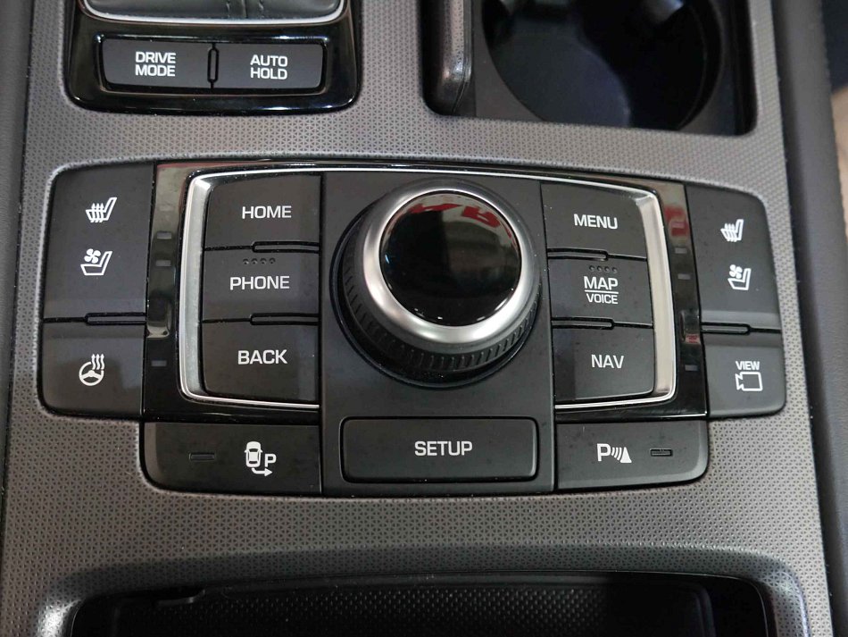 Hyundai Genesis 3.8 GDI V6  4x4