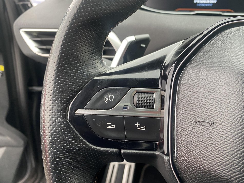 Peugeot 5008 2.0HDi 