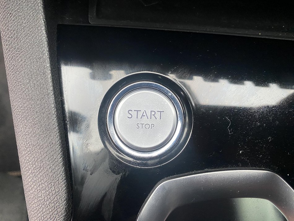 Peugeot 5008 2.0HDi 