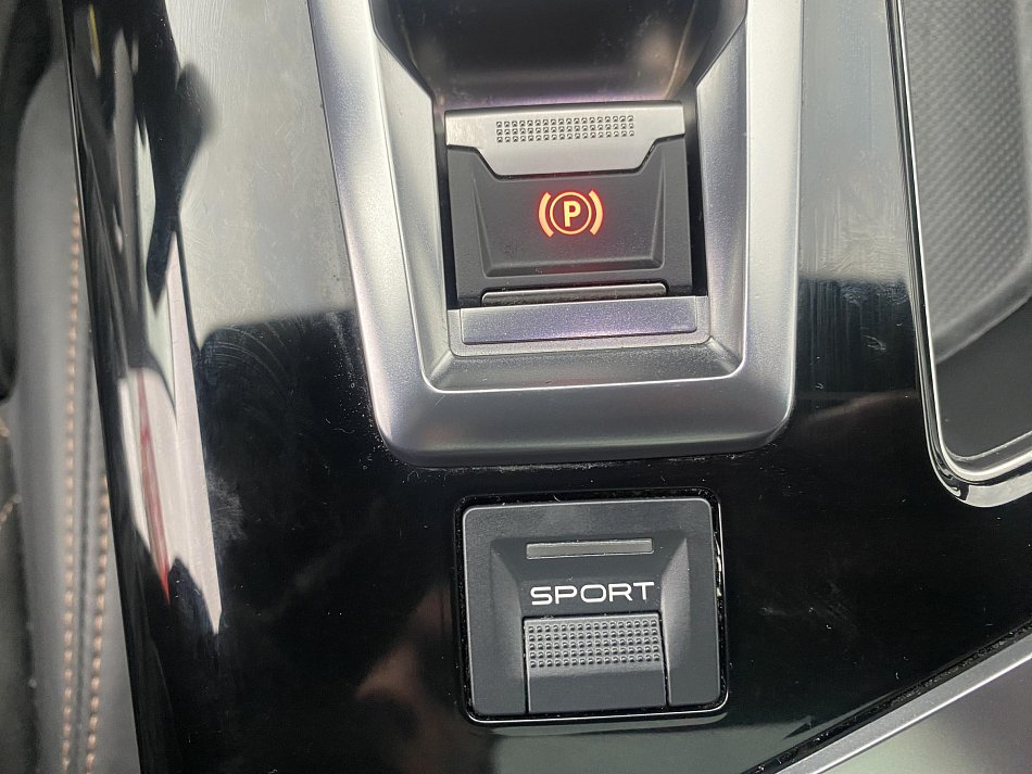 Peugeot 5008 2.0HDi 