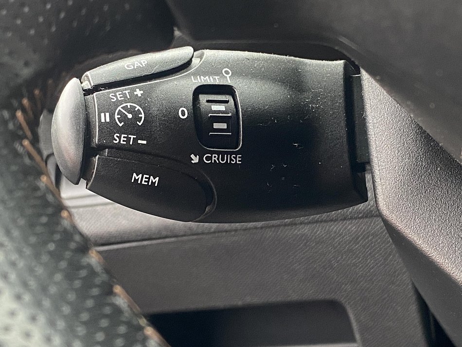 Peugeot 5008 2.0HDi 