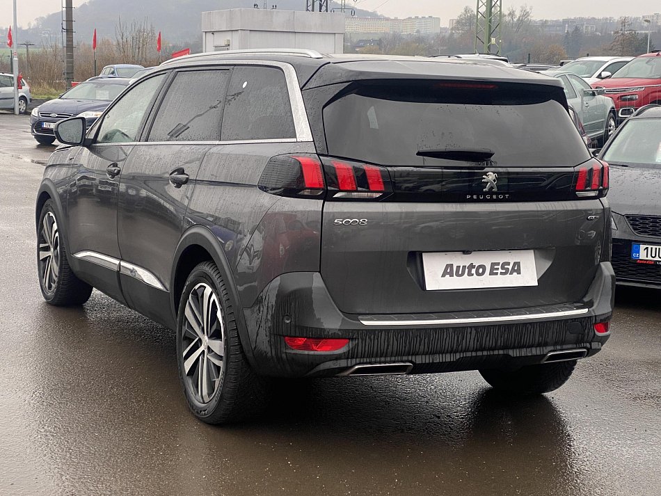 Peugeot 5008 2.0HDi 