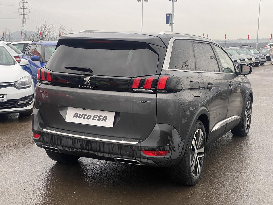 Peugeot 5008 2.0HDi 