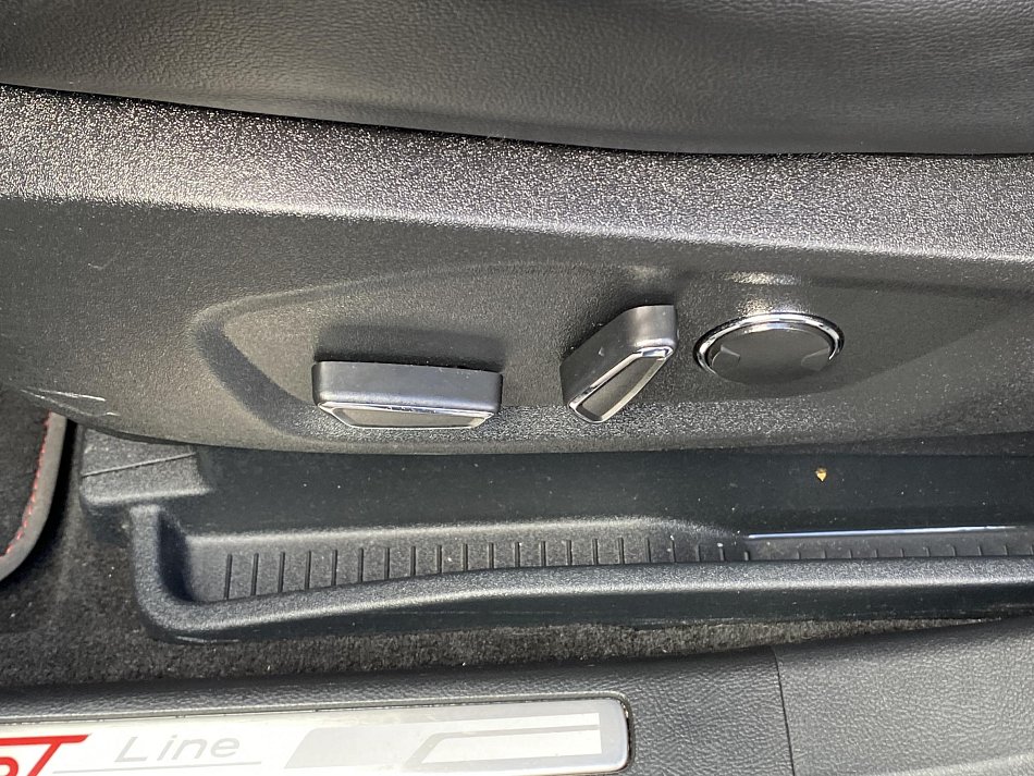 Ford S-MAX 2.0 TDCi ST-Line