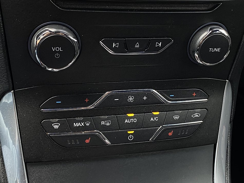 Ford S-MAX 2.0 TDCi ST-Line