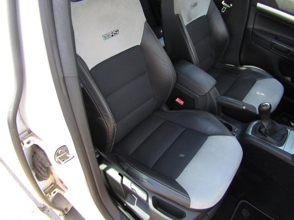 Škoda Octavia II 2.0 TDi RS