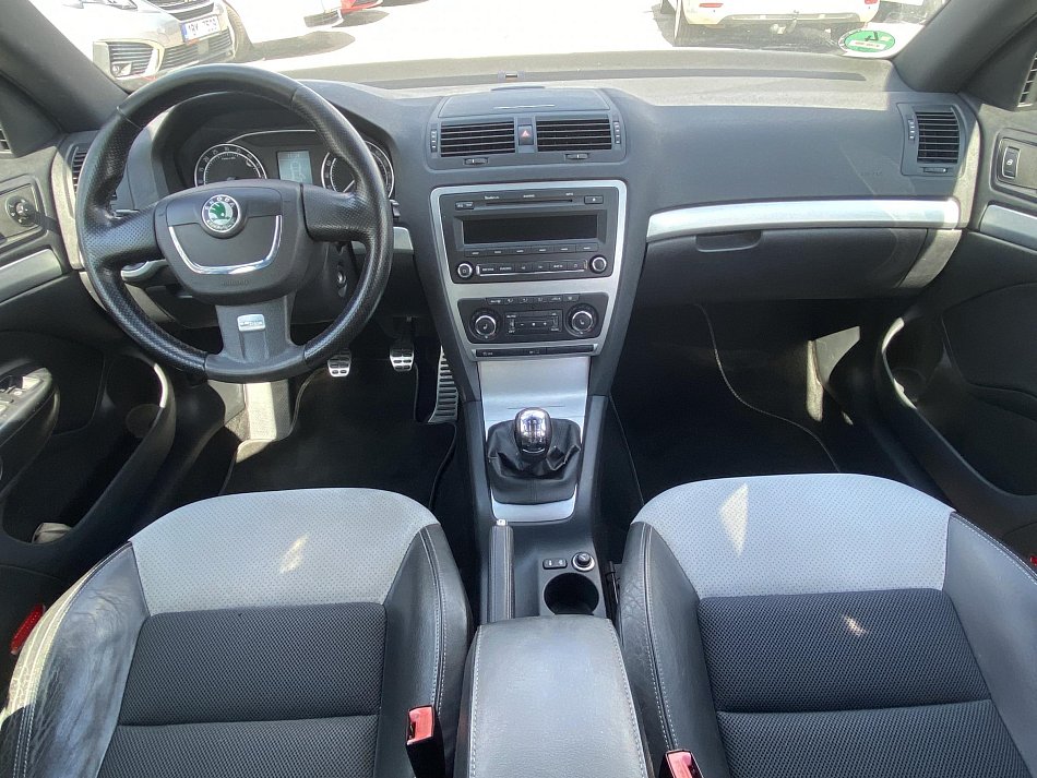 Škoda Octavia II 2.0 TDi RS