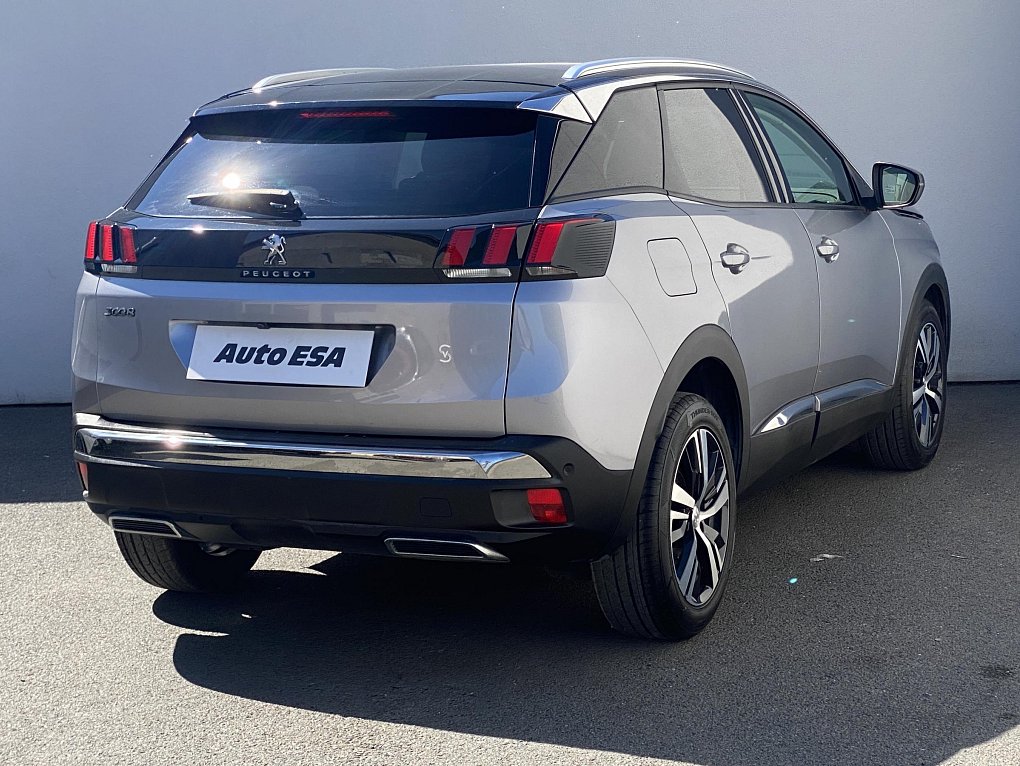 Peugeot 3008 1.2 PT Allure