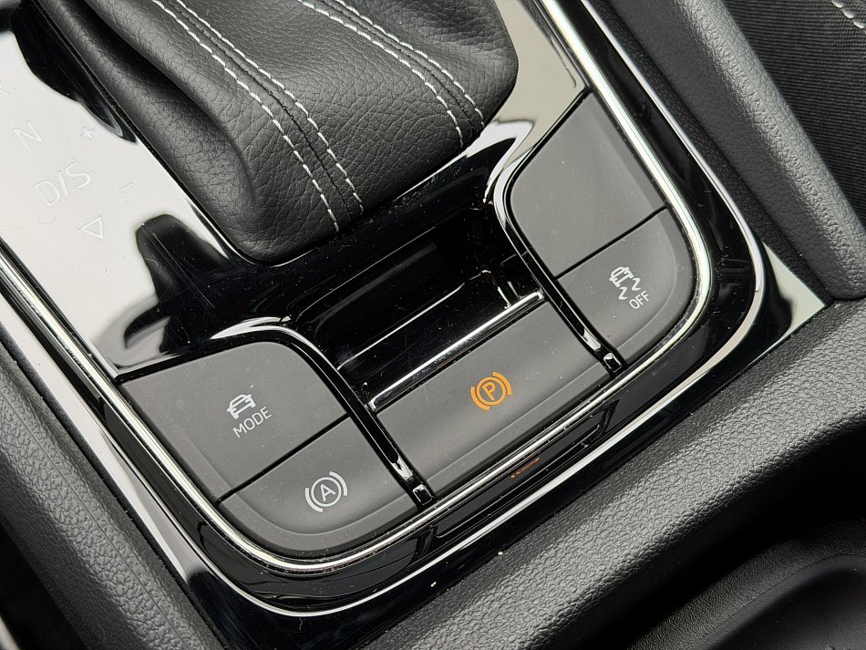 Škoda Karoq 2.0 TSi SportLine 4X4