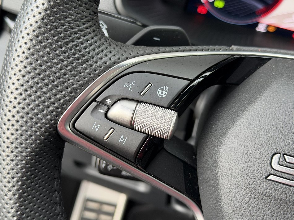 Škoda Karoq 2.0 TSi SportLine 4X4