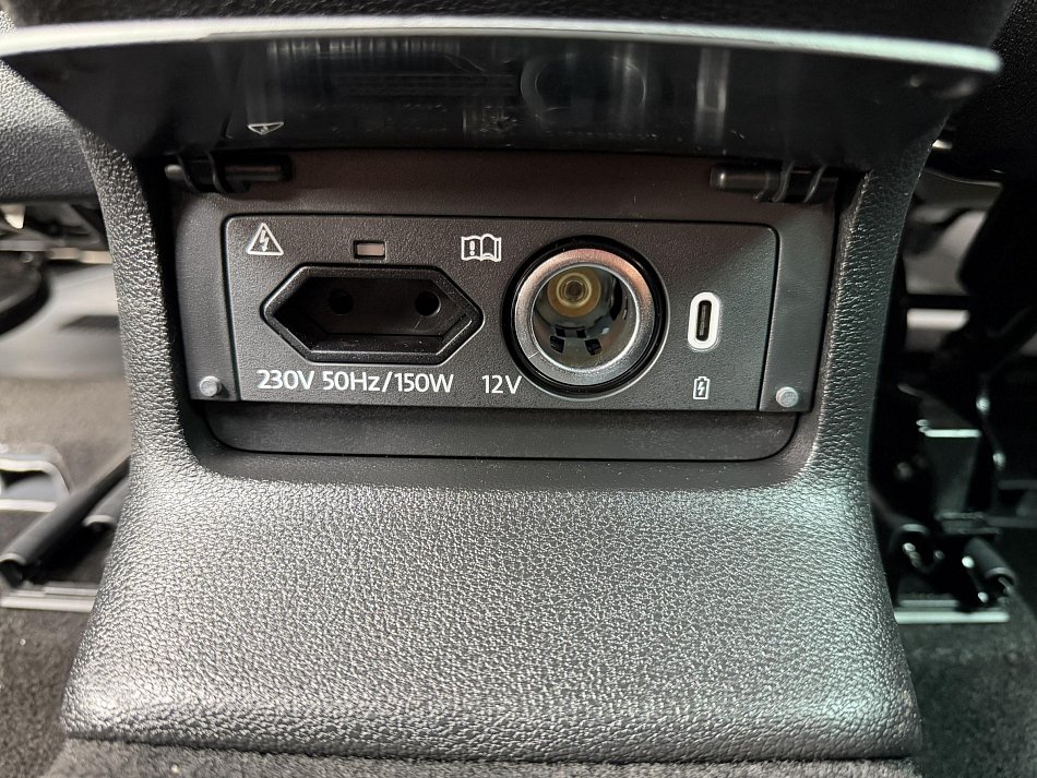 Škoda Karoq 2.0 TSi SportLine 4X4