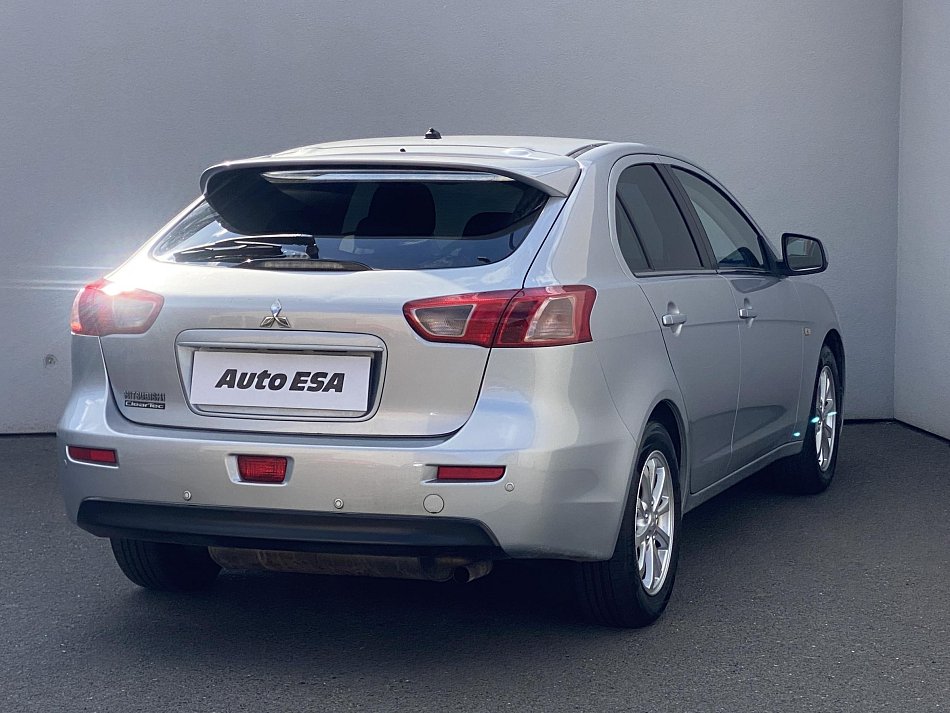 Mitsubishi Lancer 1.6i 