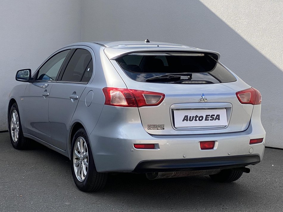 Mitsubishi Lancer 1.6i 
