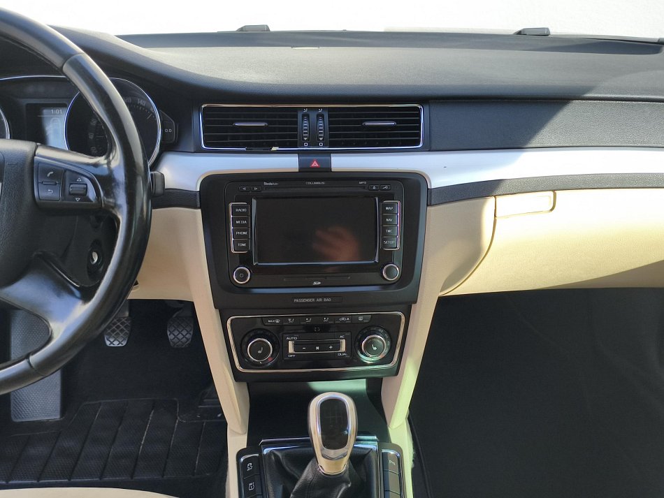 Škoda Superb II 2.0 TDi Elegance