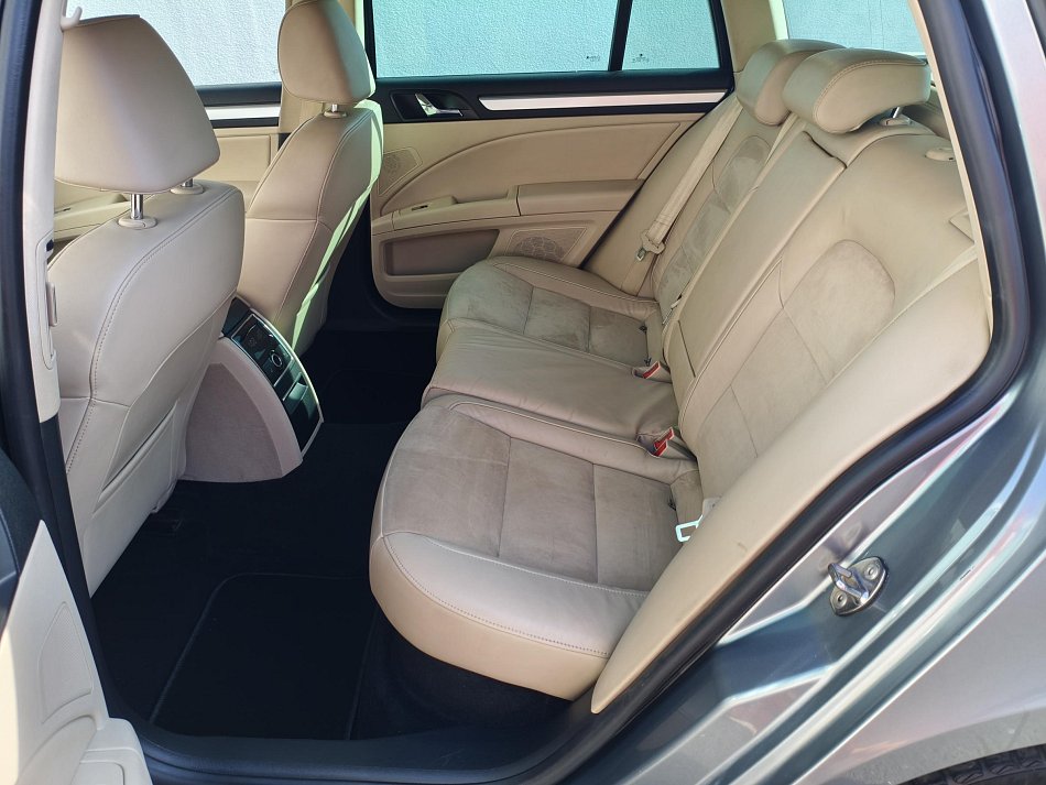 Škoda Superb II 2.0 TDi Elegance
