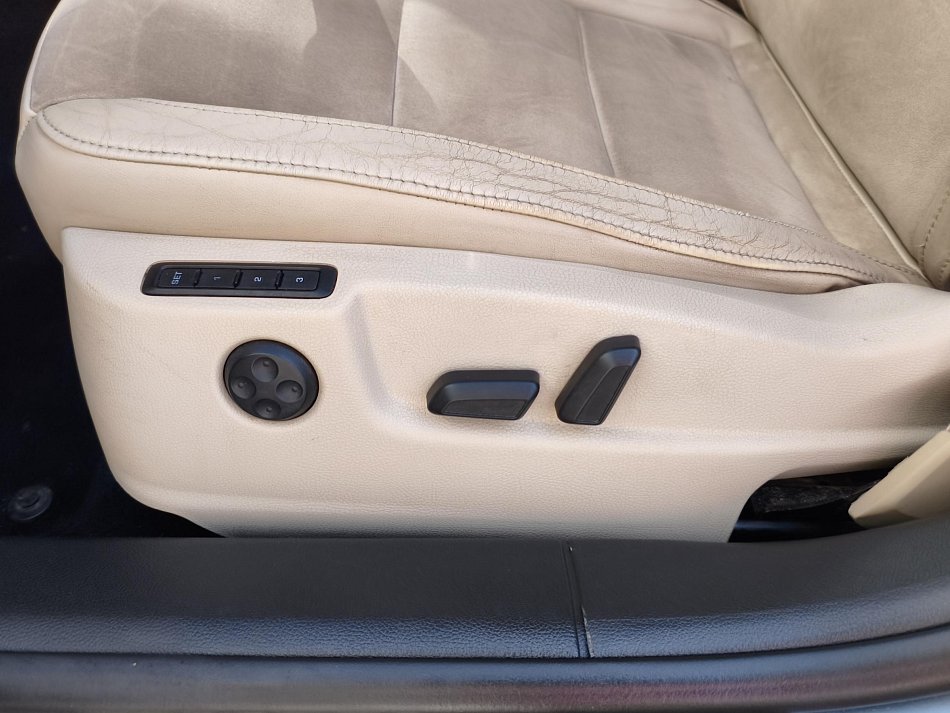 Škoda Superb II 2.0 TDi Elegance
