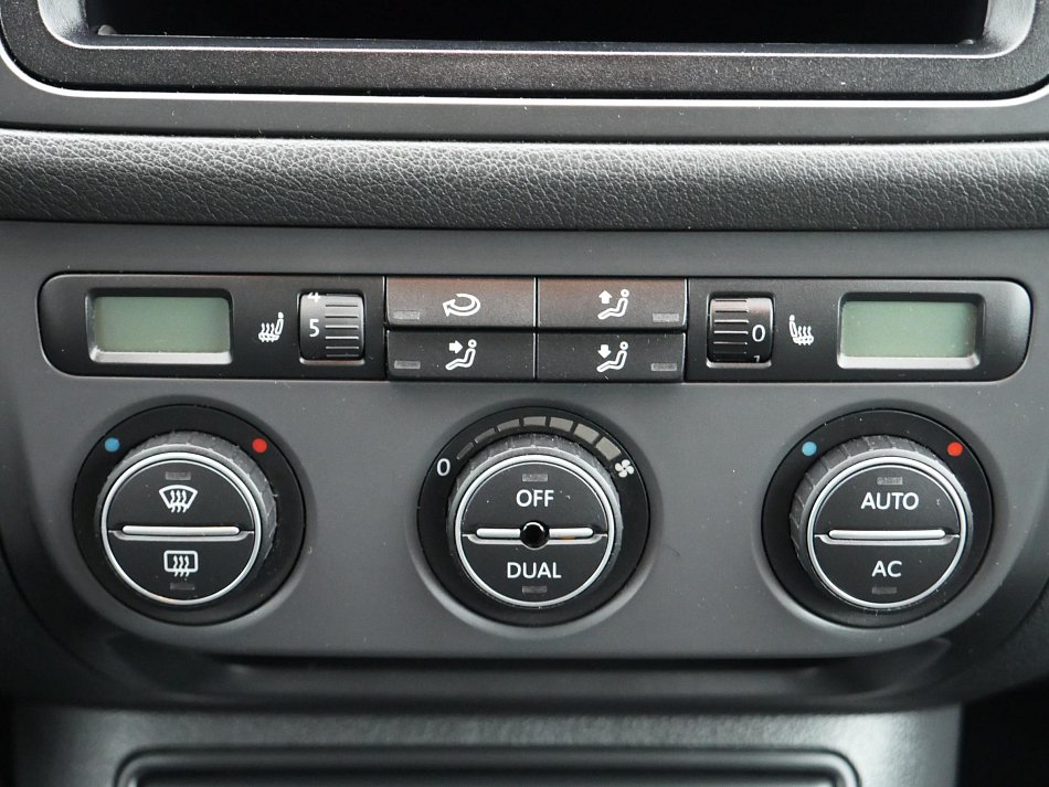 Volkswagen Golf Plus 1.6i 