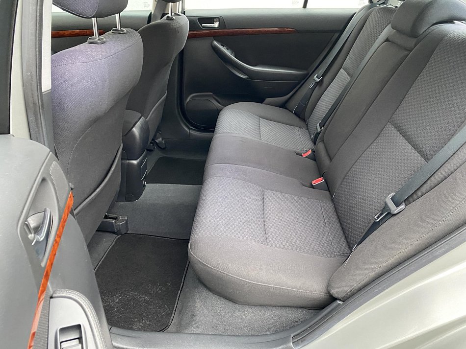 Toyota Avensis 1.8VVT-i Executive