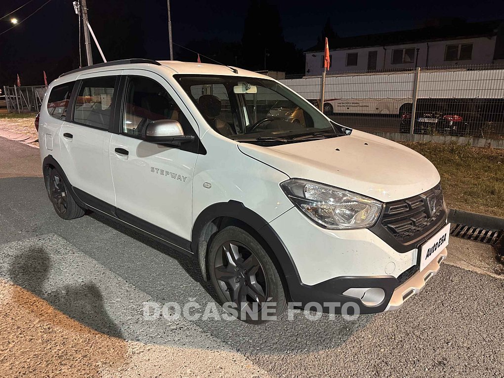Dacia Lodgy 1.6i Stepway