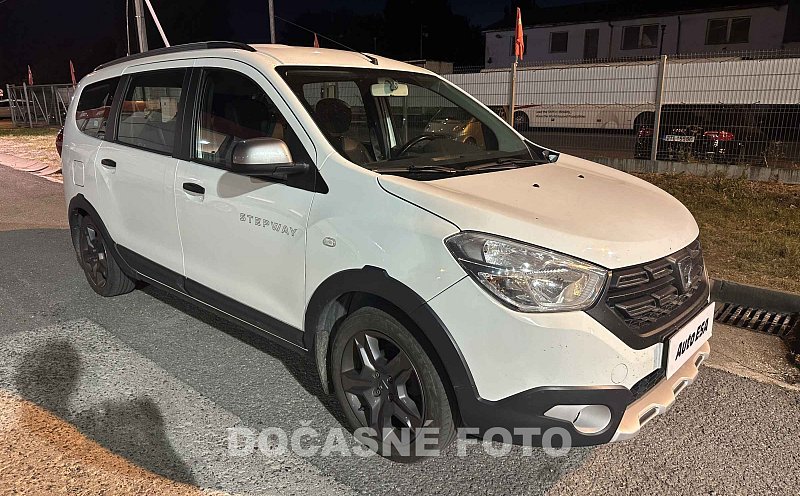 Dacia Lodgy 1.6i Stepway