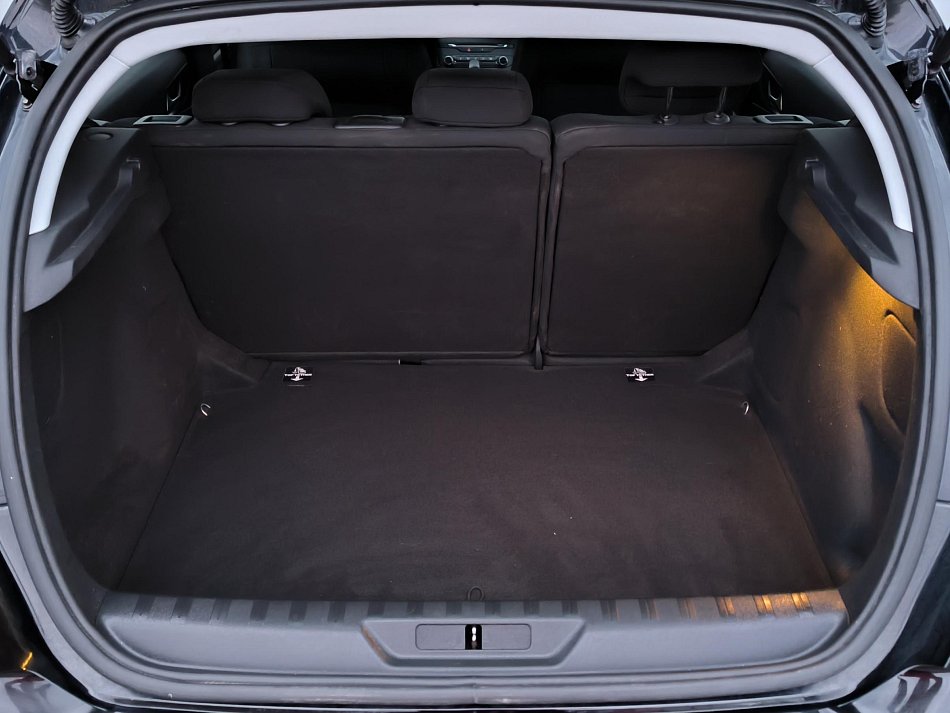 Peugeot 308 1.2VTi 