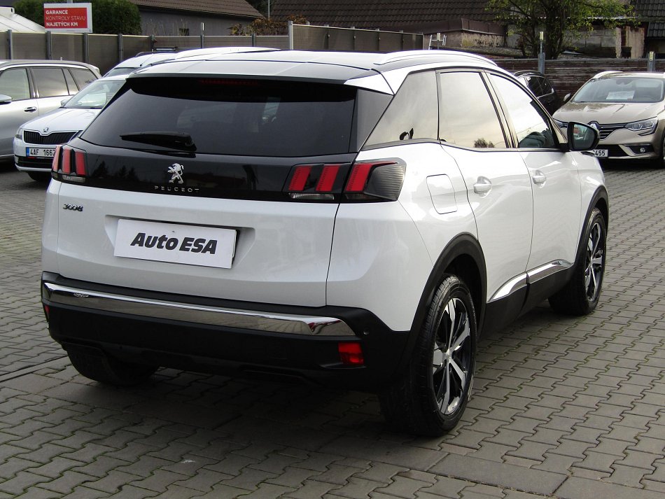 Peugeot 3008 1.2 PT Allure