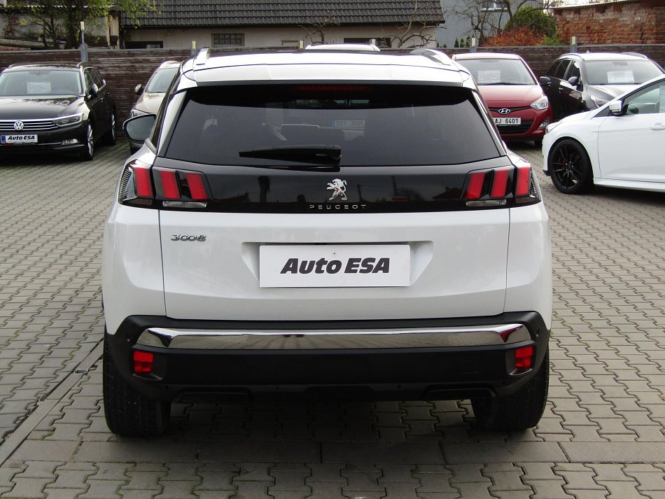 Peugeot 3008 1.2 PT Allure