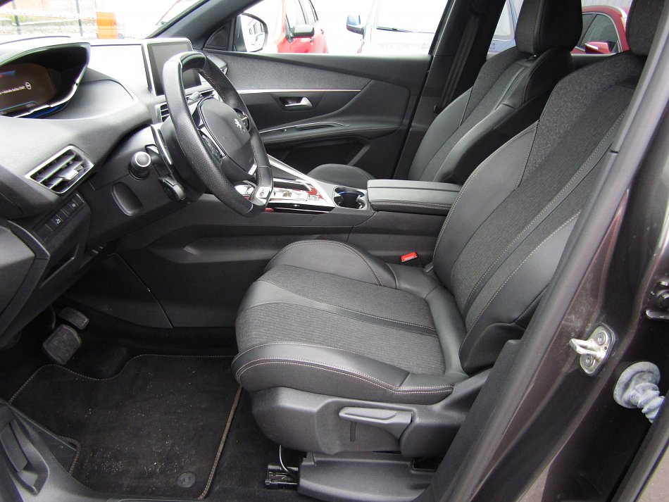 Peugeot 3008 2.0 HDi 