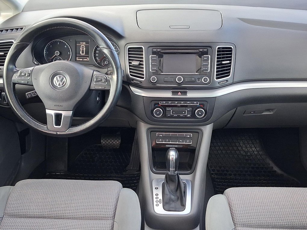 Volkswagen Sharan 2.0TDi 