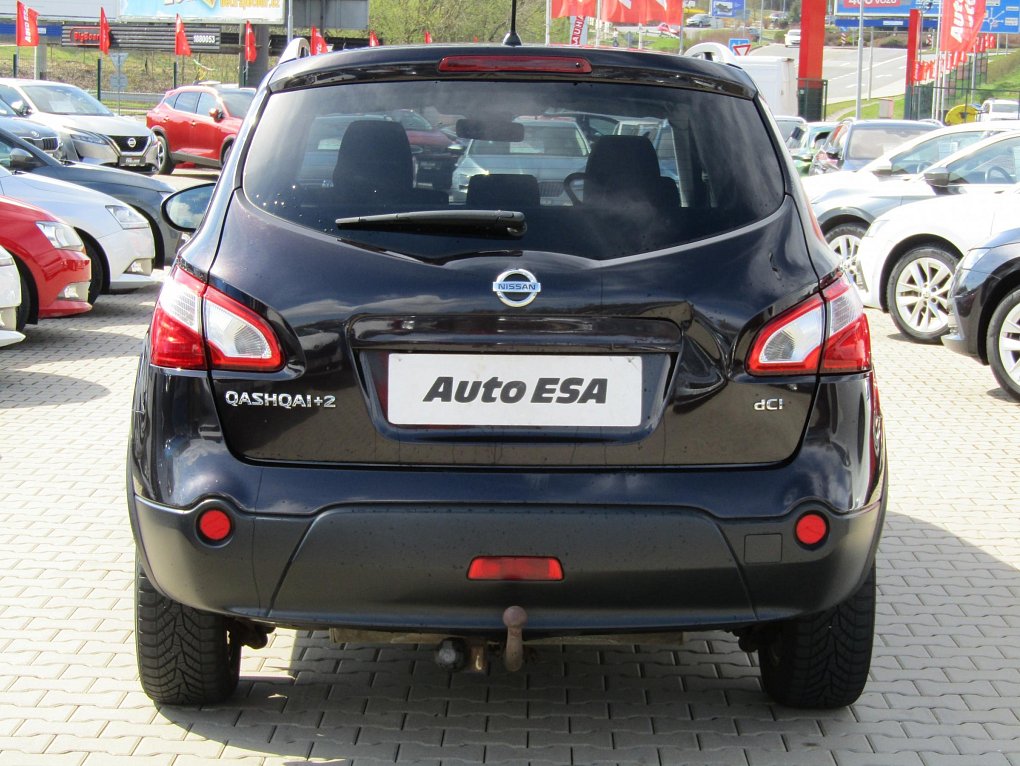 Nissan Qashqai 1.6 dCi  4x4, 7míst