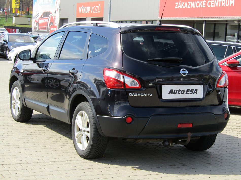 Nissan Qashqai 1.6 dCi  4x4, 7míst