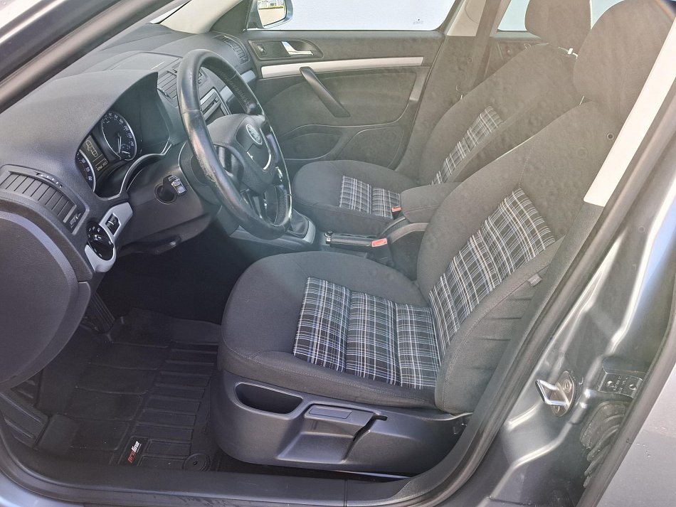 Škoda Octavia II 2.0TDi 