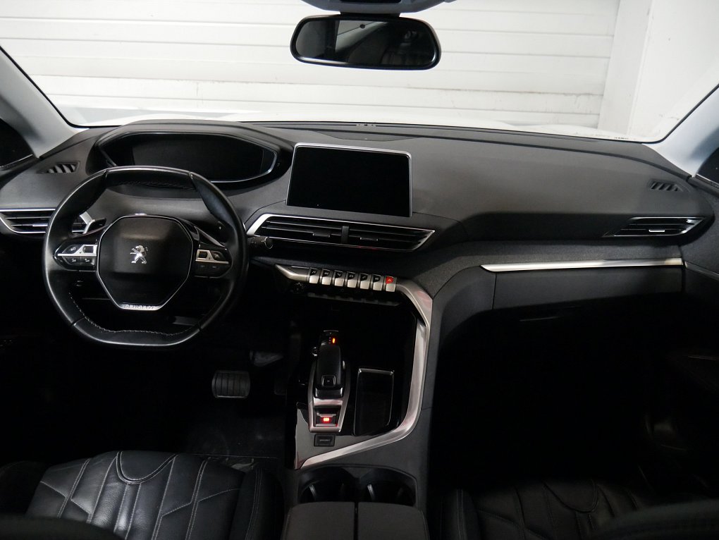 Peugeot 3008 1.2 PT Allure