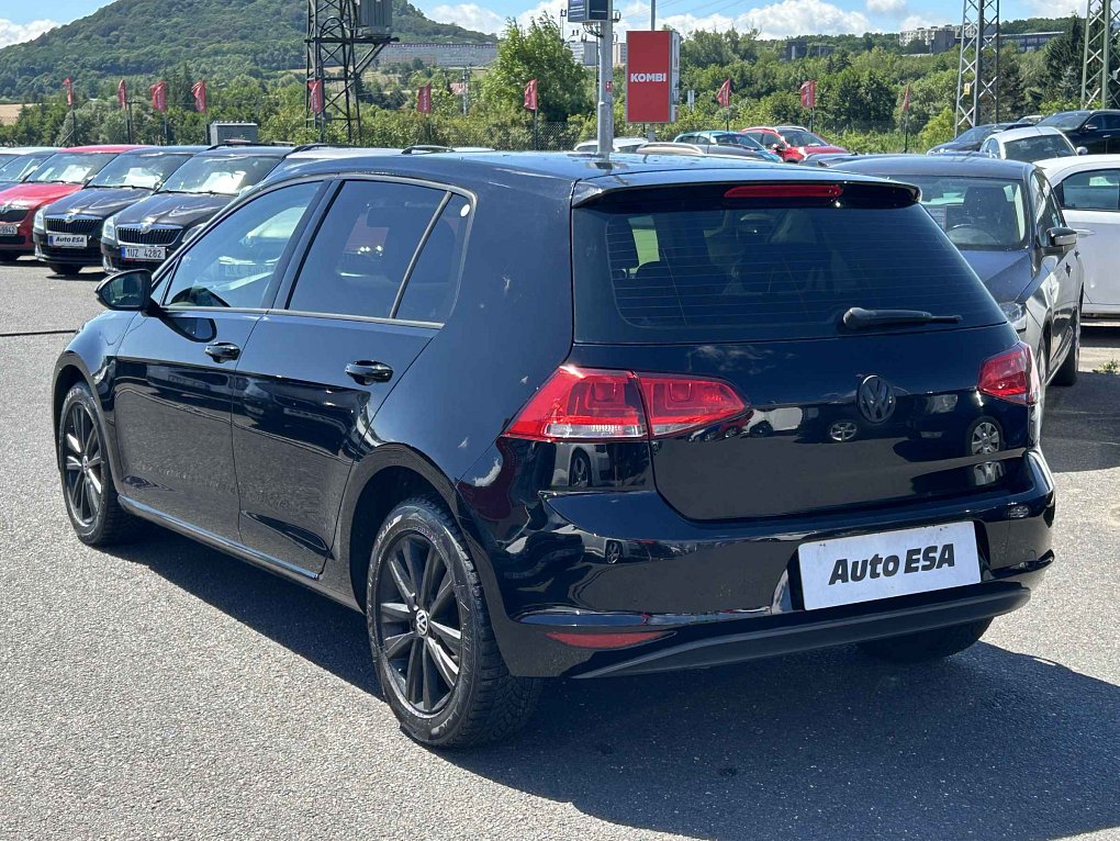 Volkswagen Golf 1.2i 