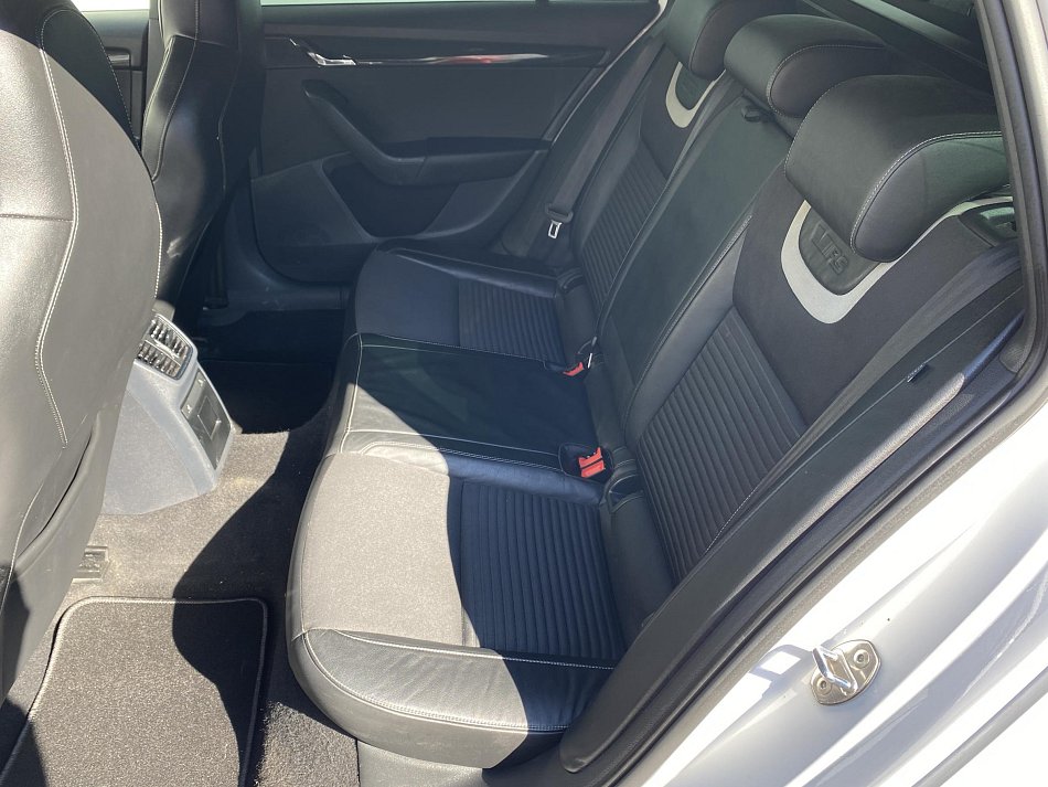 Škoda Octavia III 2.0 TDi RS