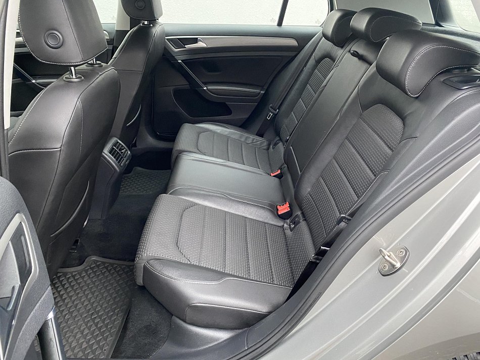 Volkswagen Golf 1.4TSi 