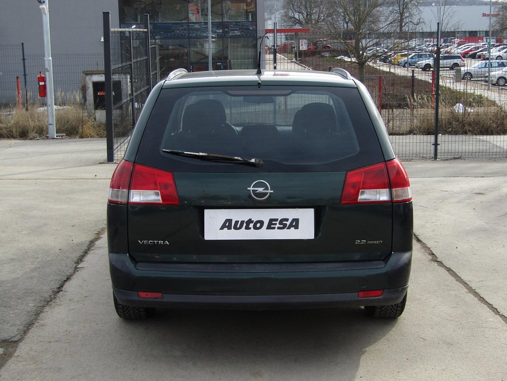 Opel Vectra 2.2i 