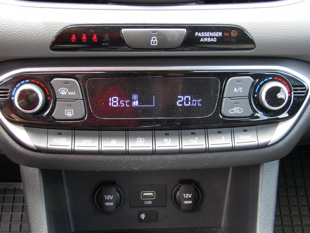 Hyundai I30 1.5 T-GDi 