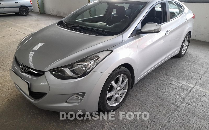 Hyundai Elantra 1.6i 