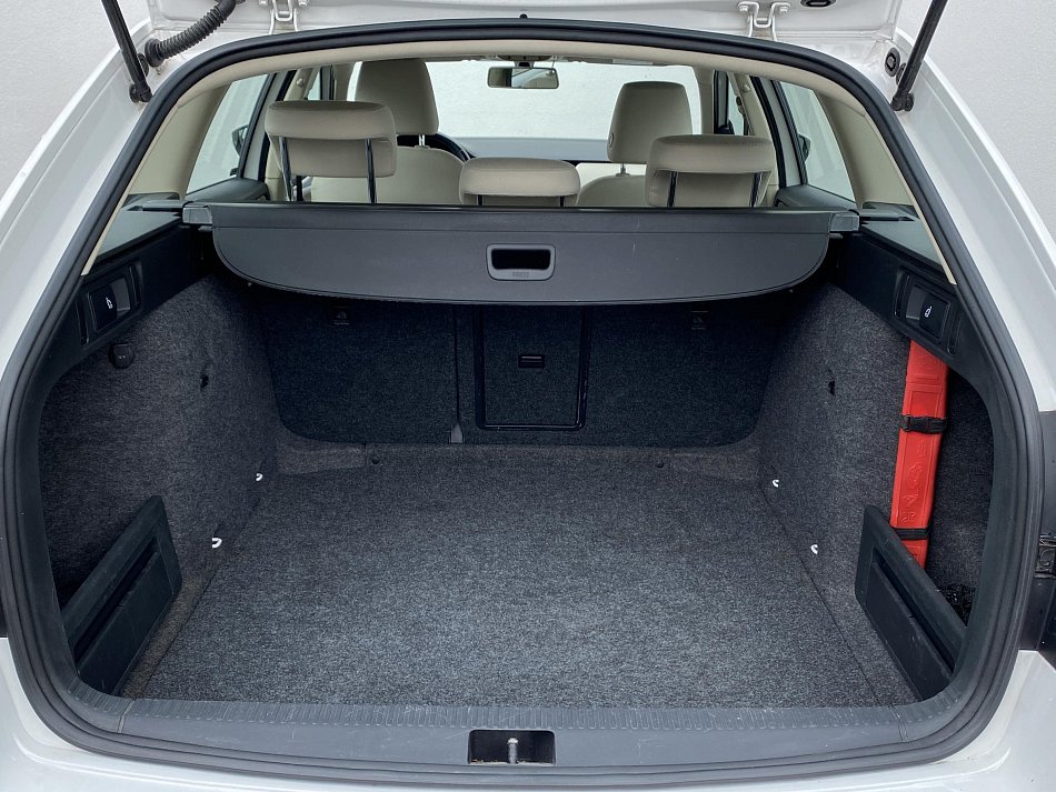 Škoda Octavia III 2.0 TDi Elegance