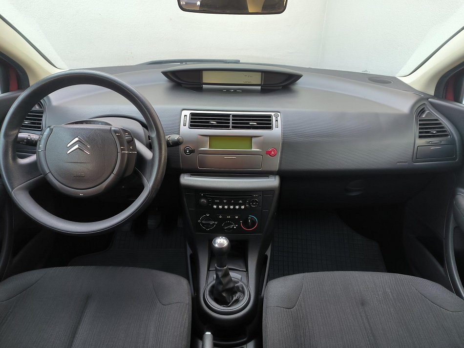 Citroën C4 1.4 i 