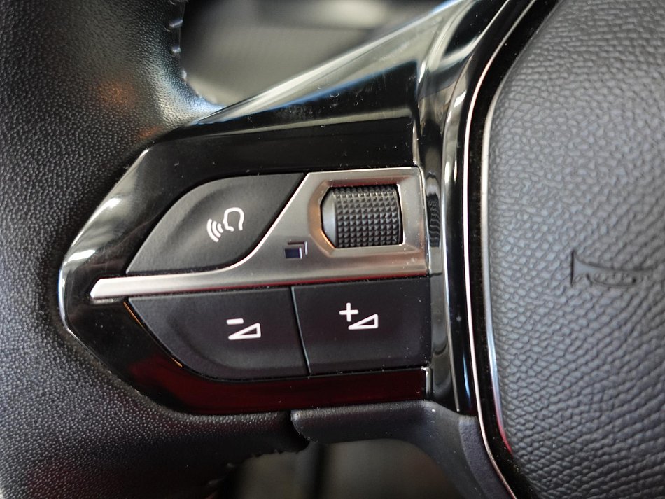 Peugeot 208 1.5HDi 