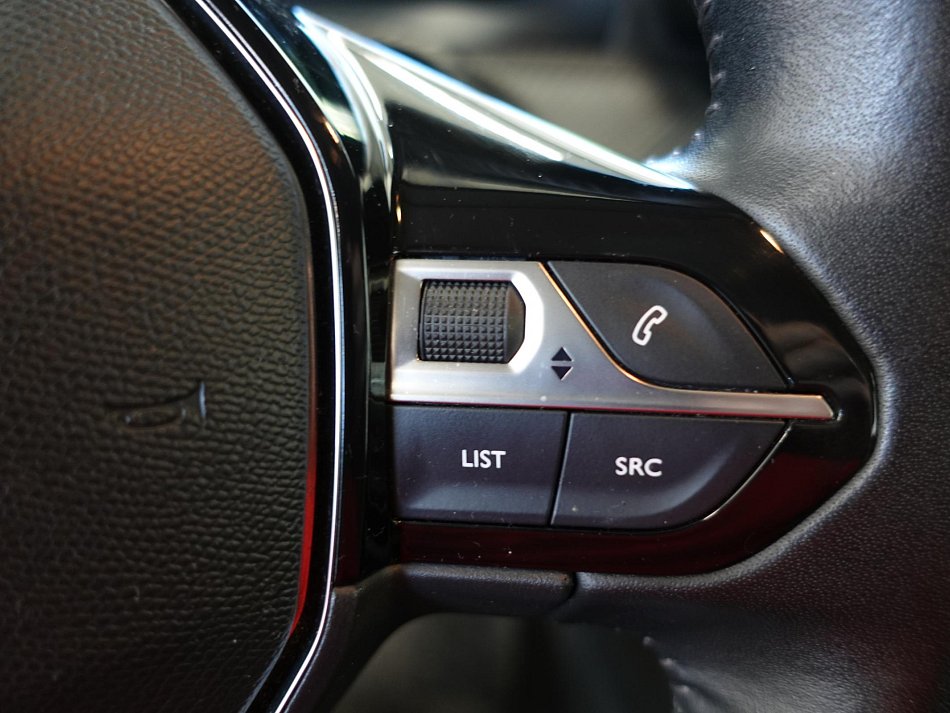 Peugeot 208 1.5HDi 