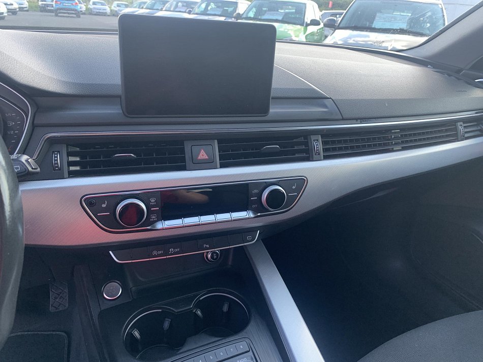 Audi A4 2.0 TDi 