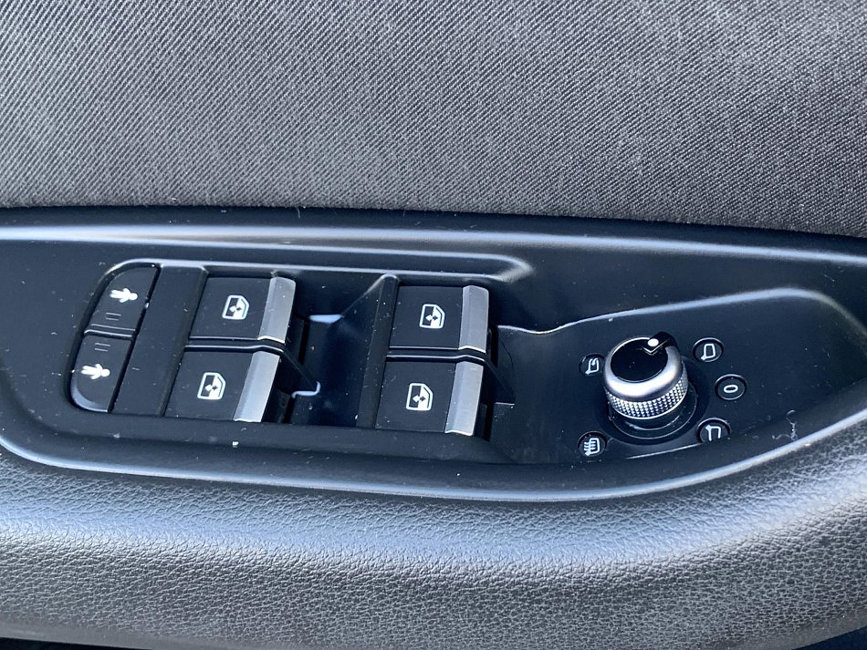 Audi A4 2.0 TDi 