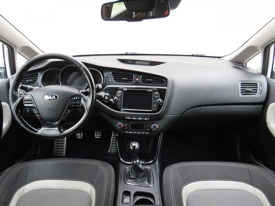 Kia Ceed 1.6 GDi 